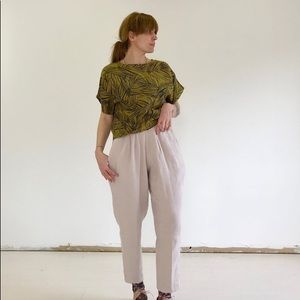 Black Crane Box Linen Top size xs in leaf print